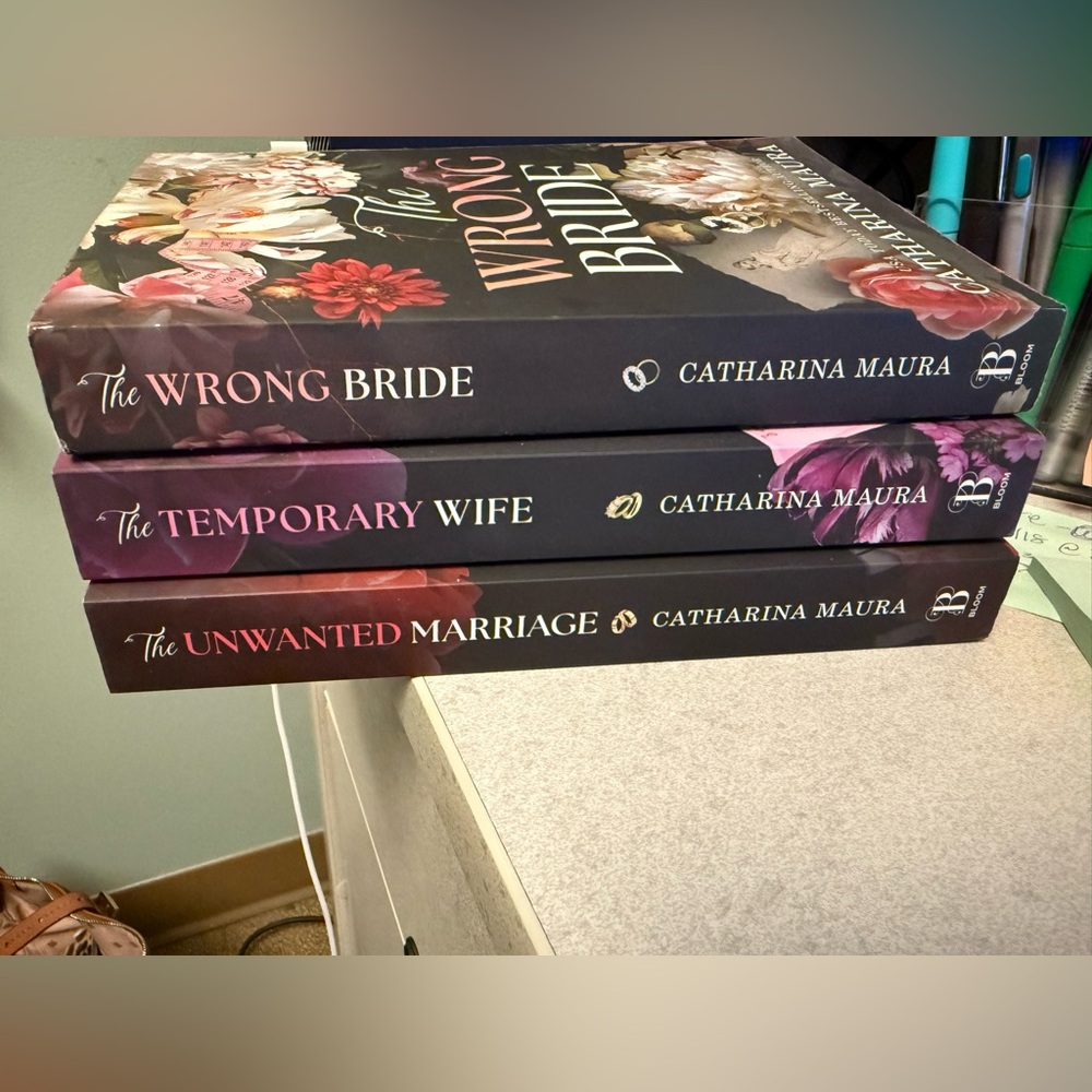 Catharina Maura books
1-3 of this set